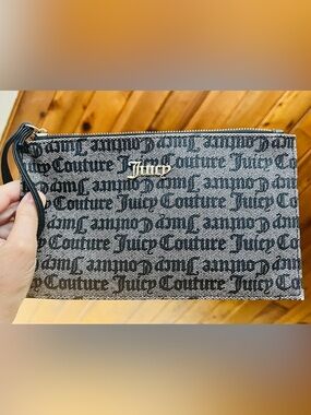 Juicy Couture Black and Gray Logo Wristlet w/Credit Card Slots and Divider.